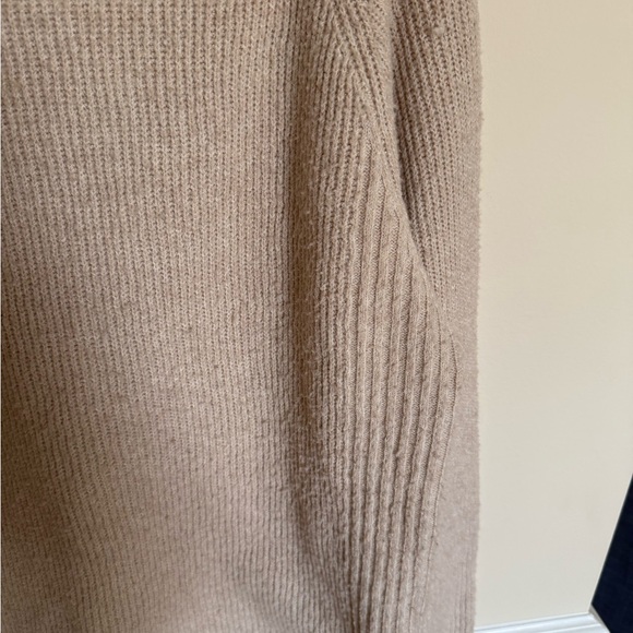 Thread & Supply Sz M Recycled Polyester Mockneck Sweater Preppy Comfy Casual - Picture 4 of 11